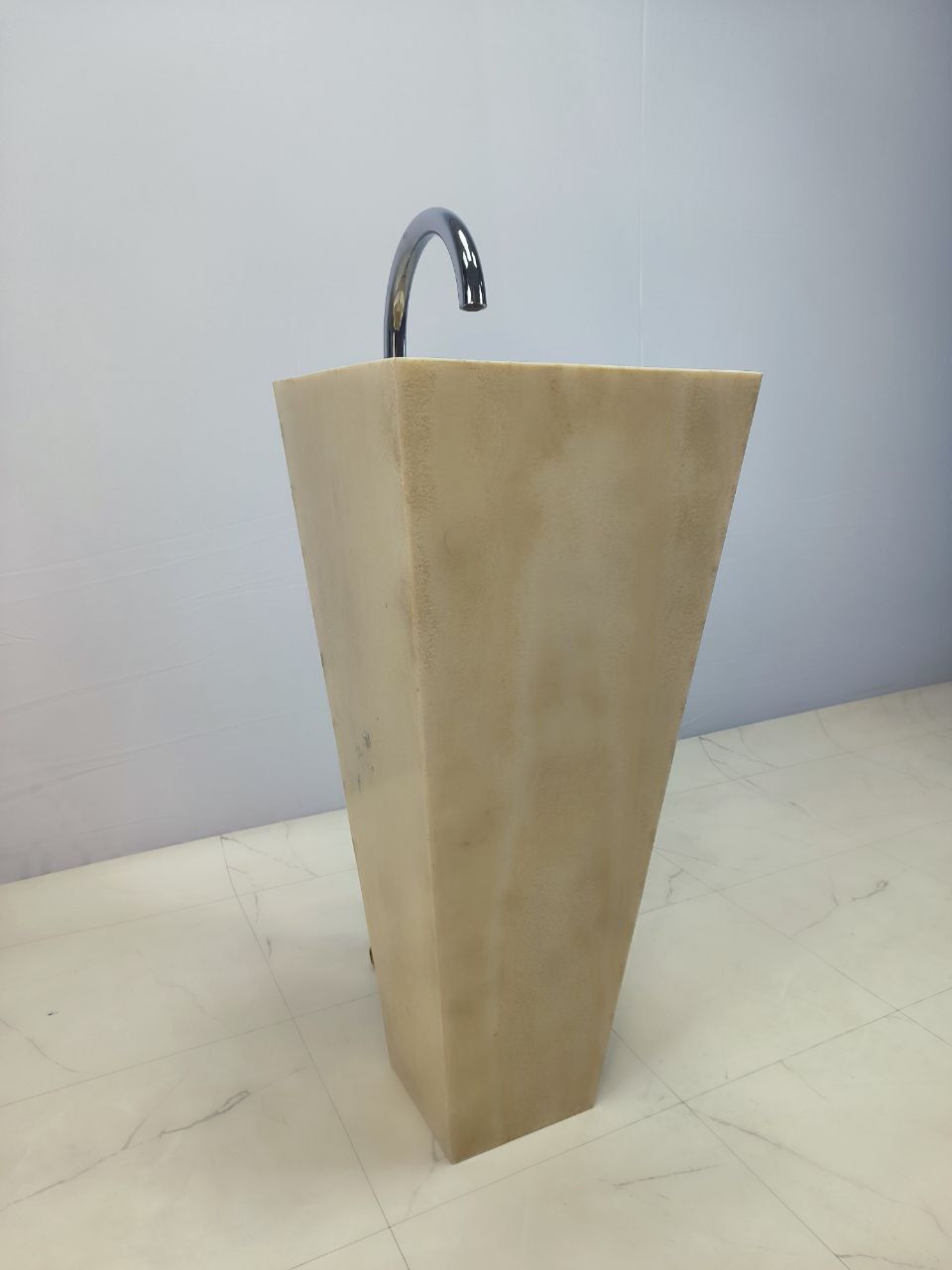 4f4ba970-8a5a-497b-a749-2a7538108c13