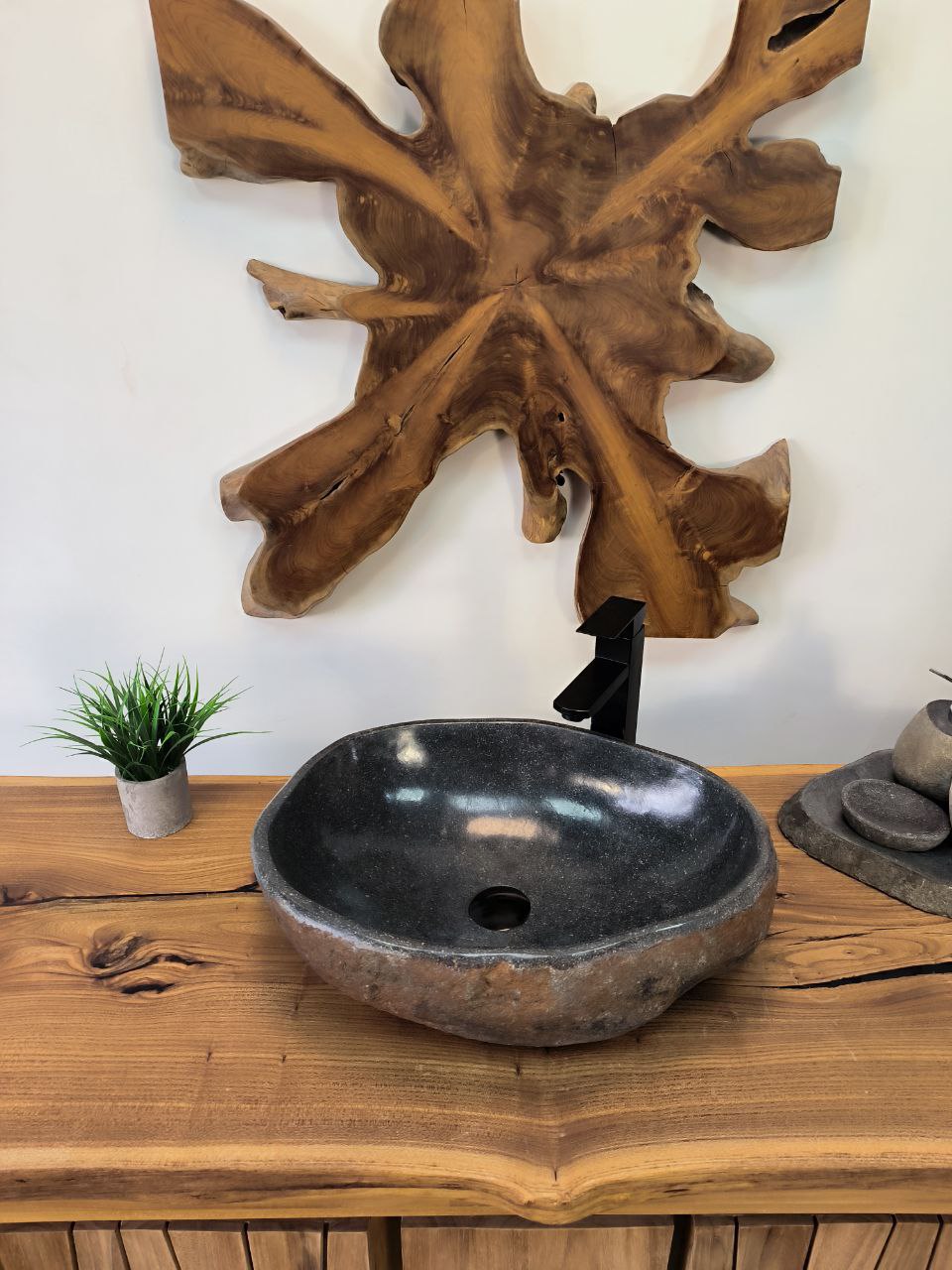 photo_2025-05-17_10-51-35