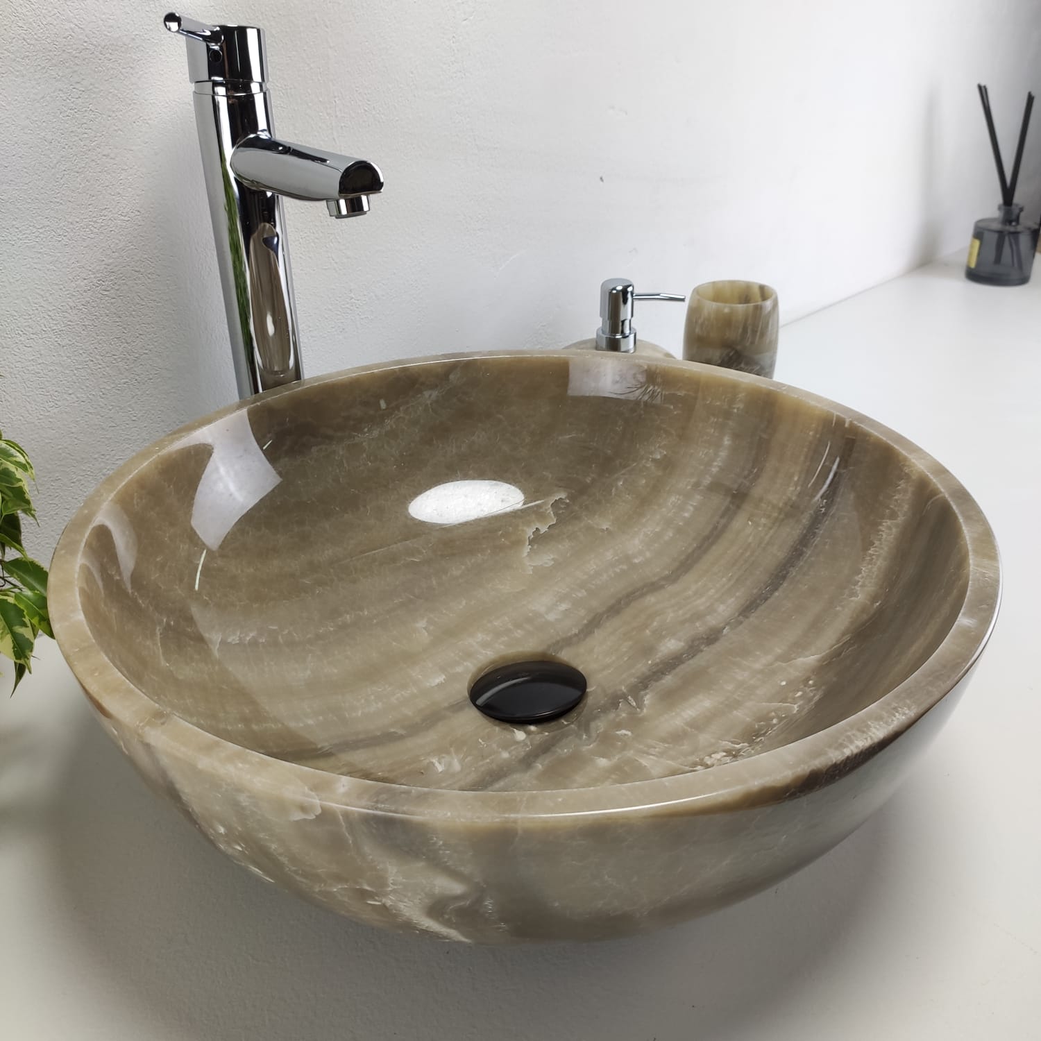 kgesxnqchmnkkaab99kr7i5cmicws5x8