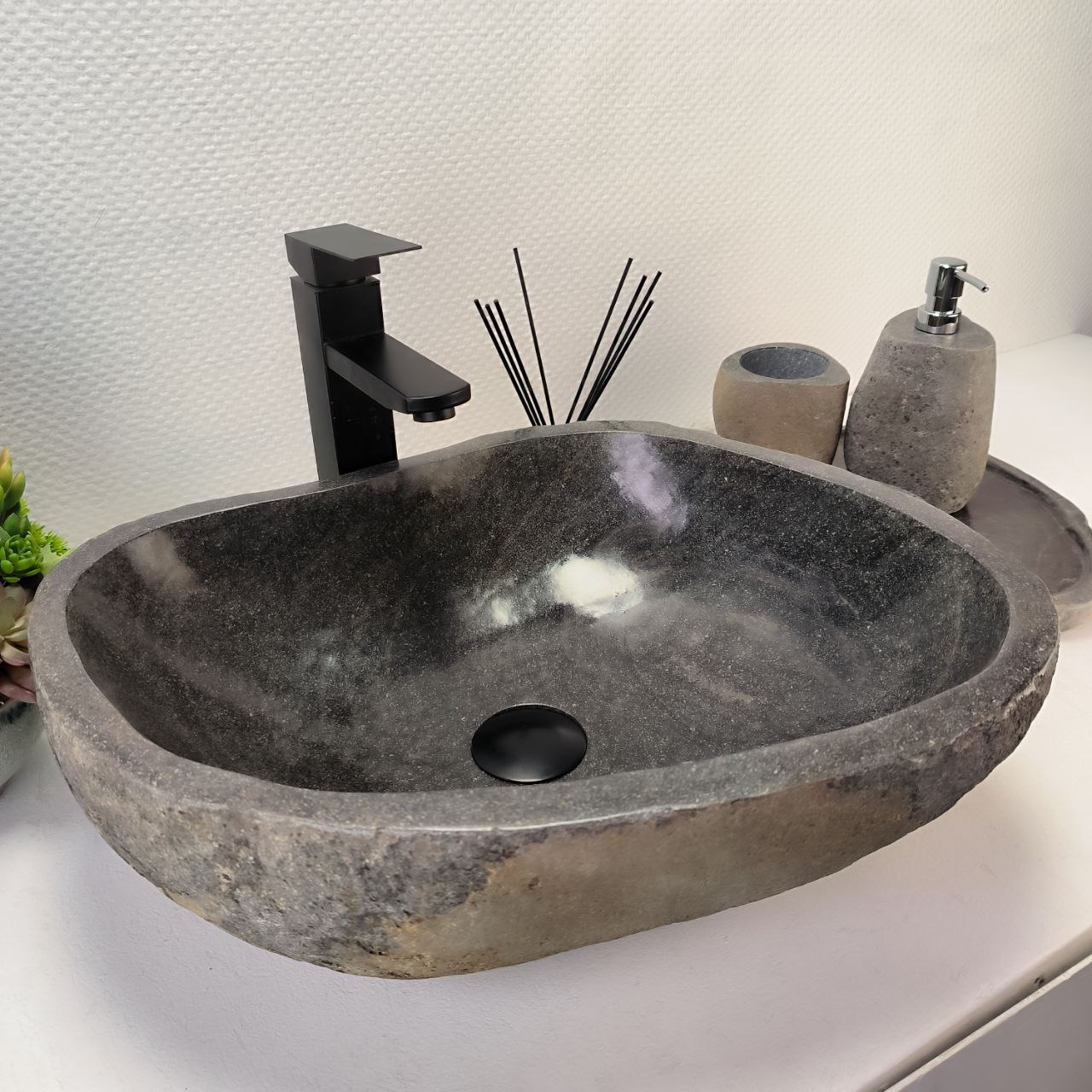 s37eol9oarhtzdog7jvjpabhza15wbd3