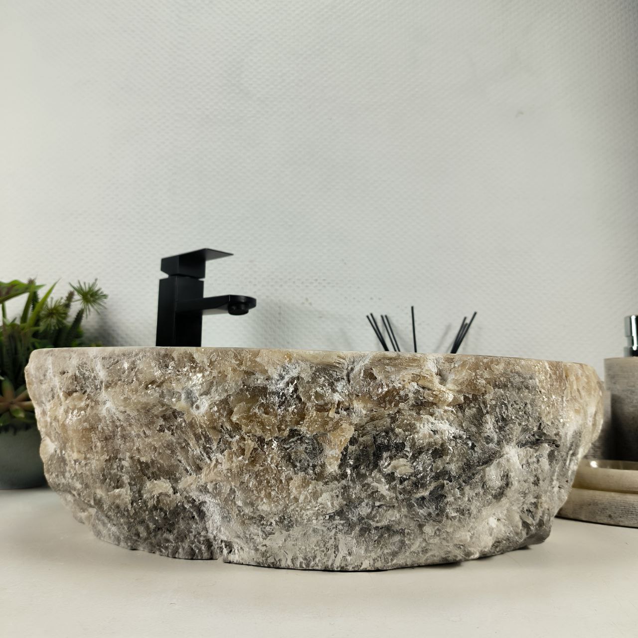 97a2cfthliqk7txsh4xy7vznfj102pnq