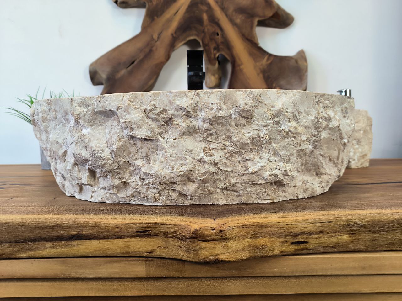 photo_2025-05-16_11-51-08