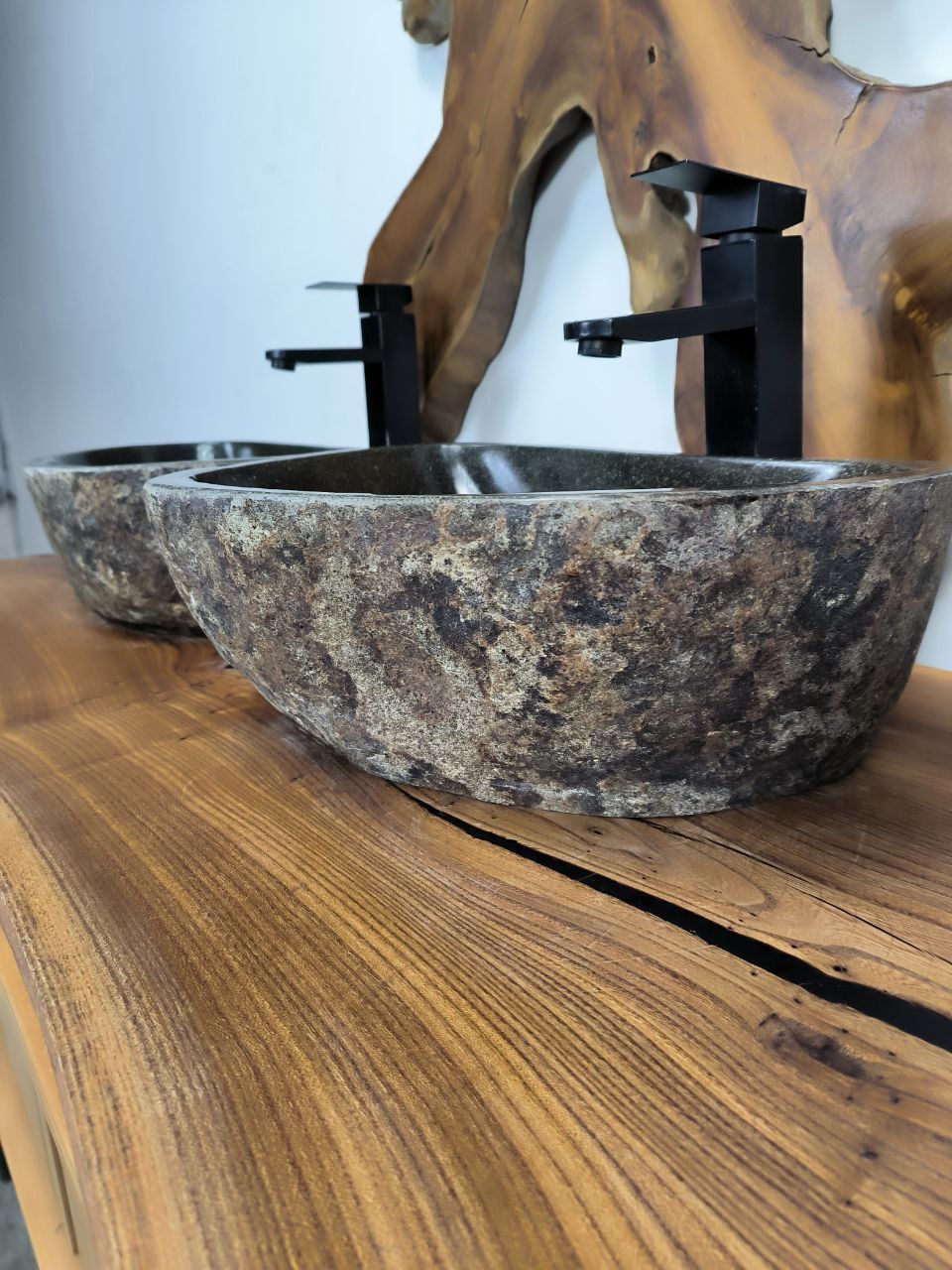 Раковина из речного камня ПАРА! RS-66671 42х30х14 из натурального камня