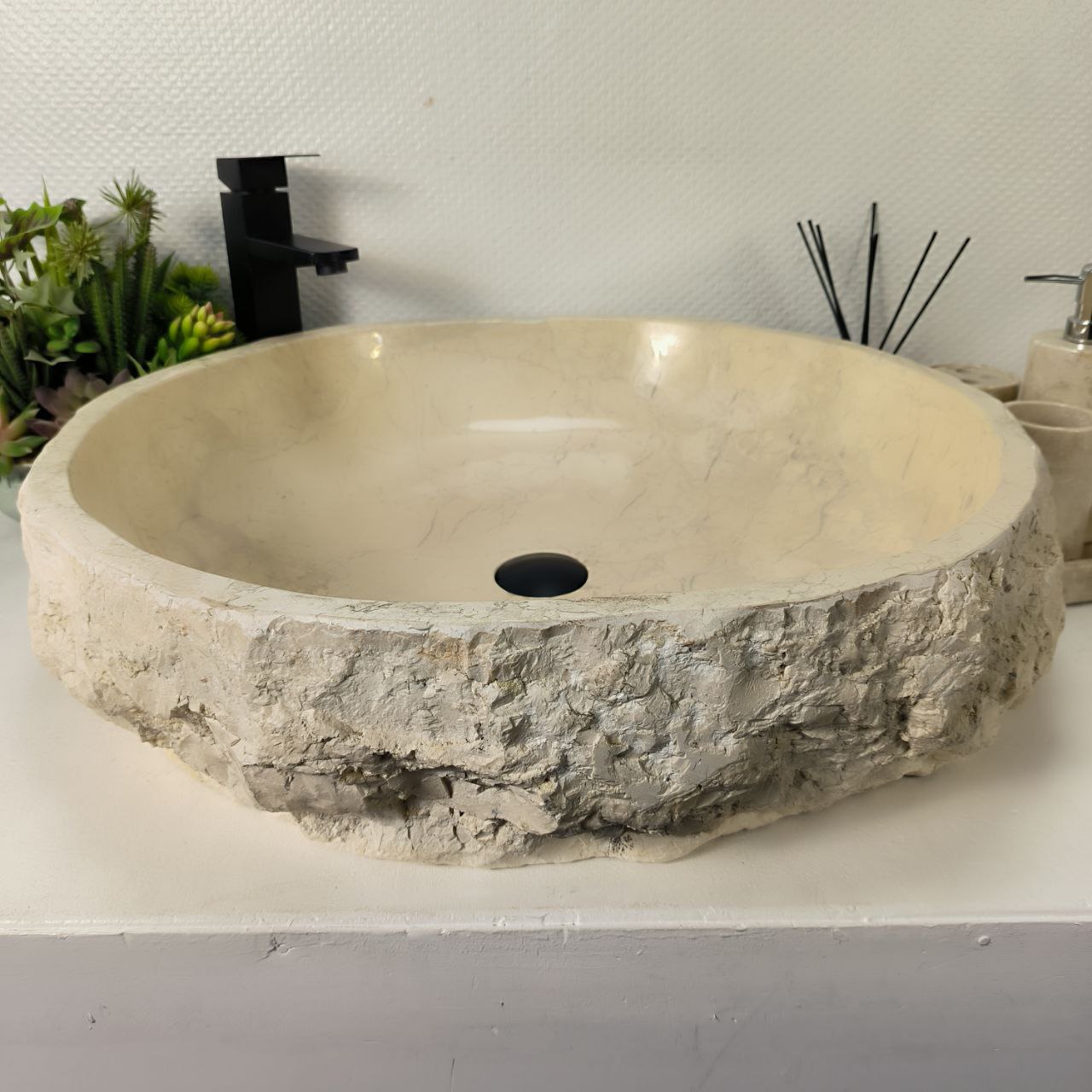 6cej2a19n1c3fcincwbyjng3p20hsm1t