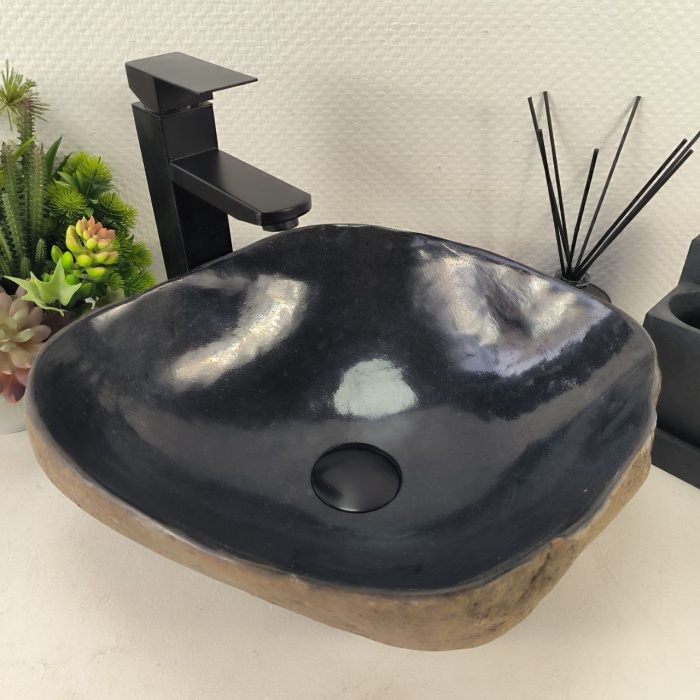 q5f21b672321ib8boobyto2icvt9u6qm