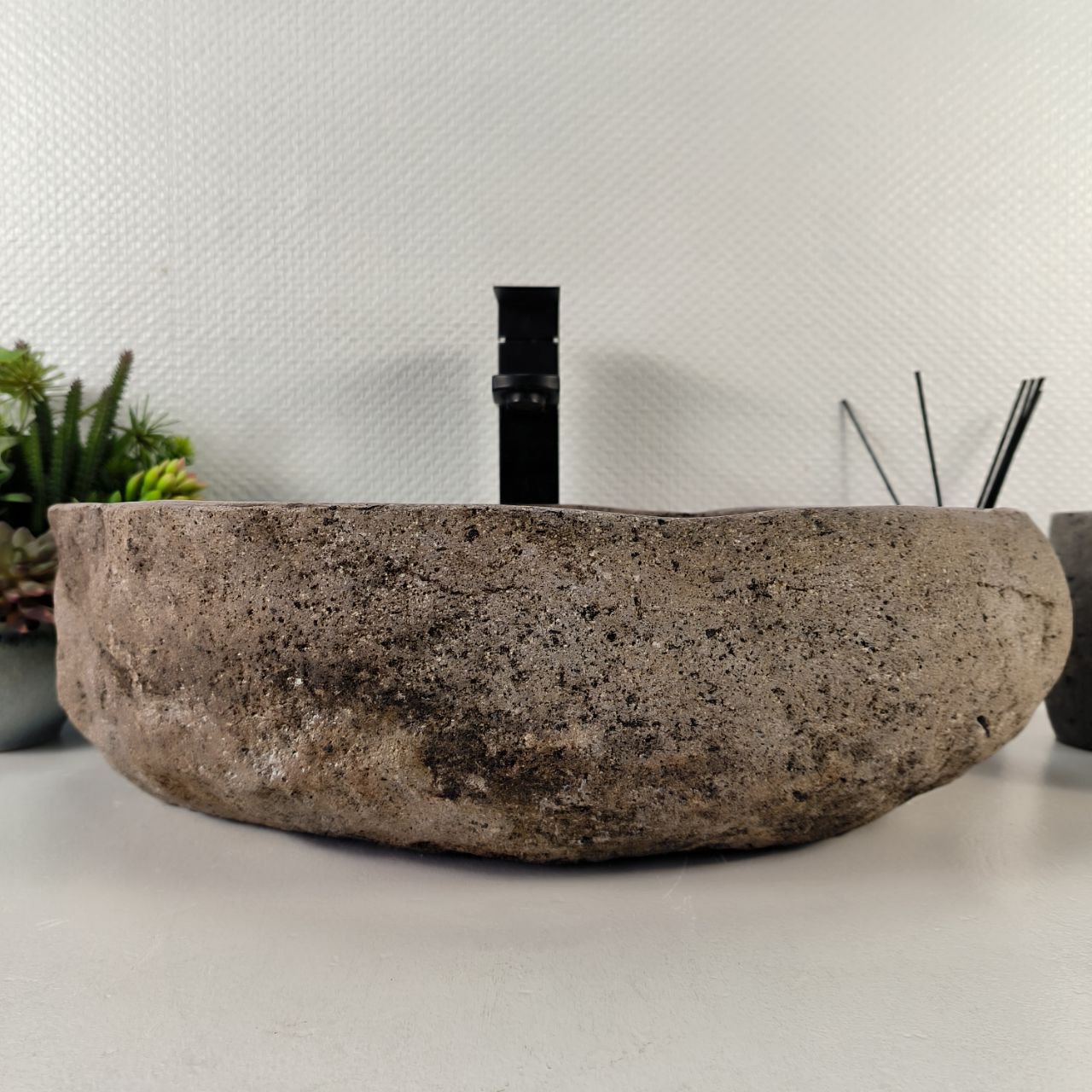 photo_2024-05-03_16-43-04