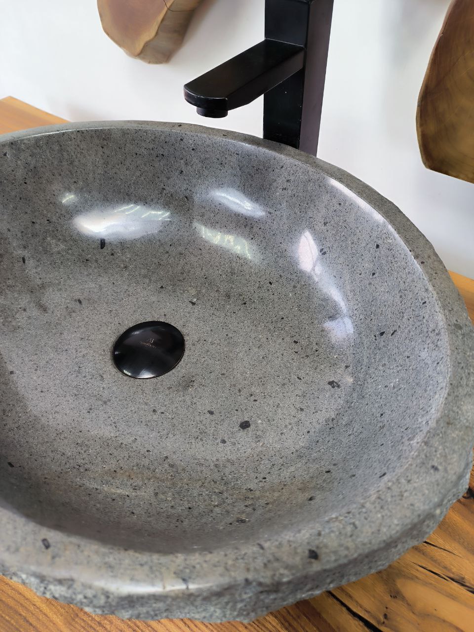 7b7789c7-744b-4240-a351-71d93d826360