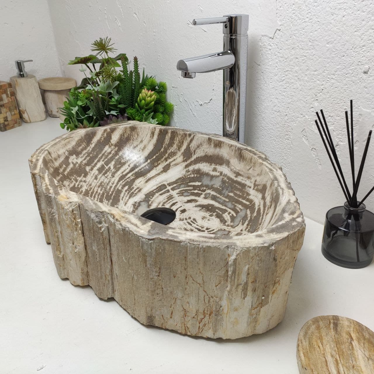 eqz4gt93fhpxsy6o16u2fkk6m2lz782s