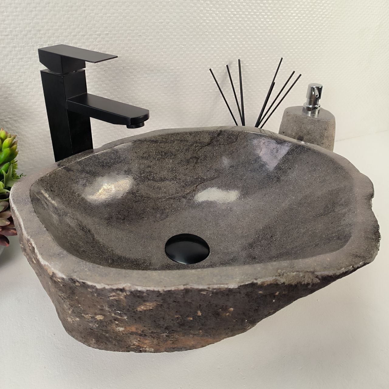 65nus5qscd29dfugdwrqjxt7njx2wc0c