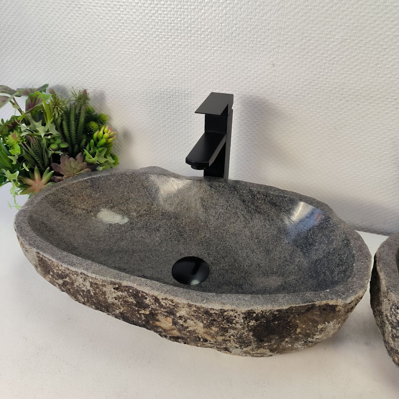 3pynm02d5u86cl2kjq4f9aup2uqeq5mr