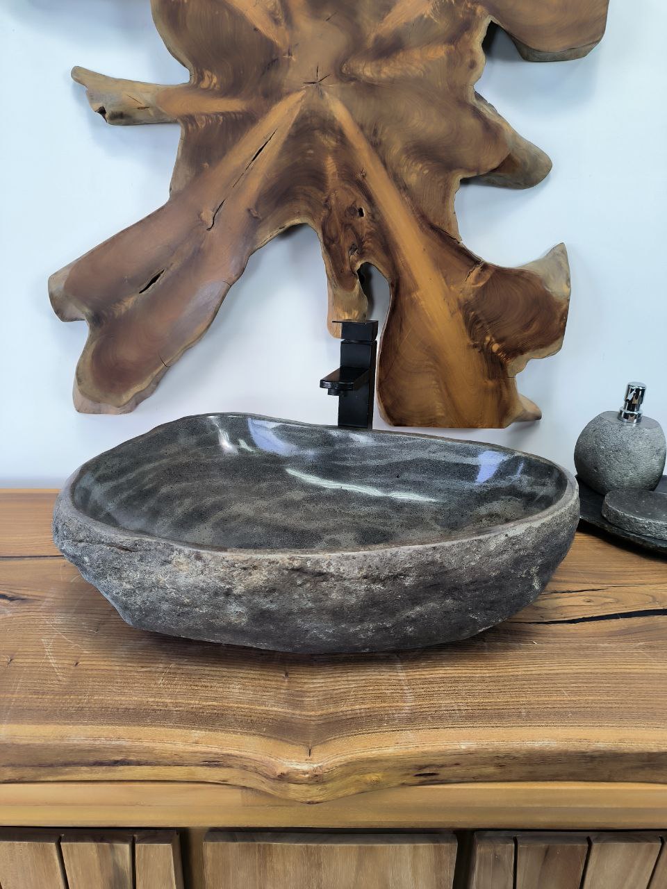 0a502292-fcda-4784-870c-650130d7fb20