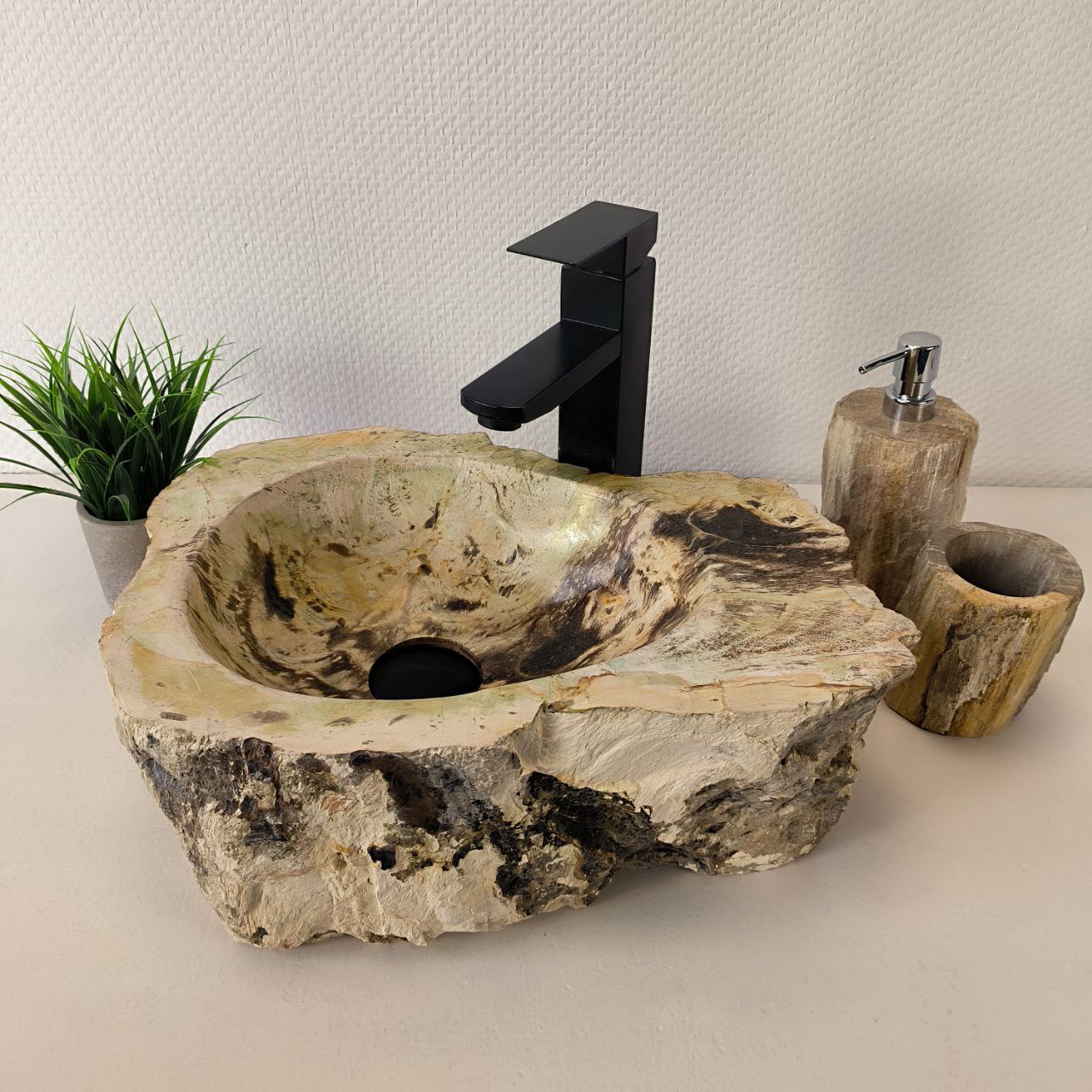 photo_2025-06-23_12-23-08