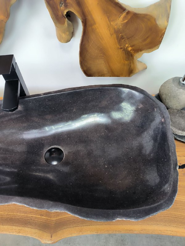 8d356798-ec81-424e-8f3f-b6fcf8772915