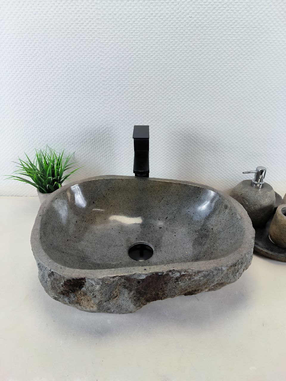 7e55719a-0b9a-49d5-873e-724af4920285