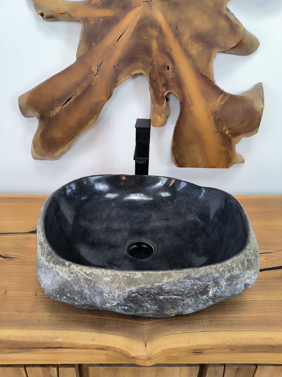 2b1fc428-fdcc-4d13-996f-fe9db2a57aa5