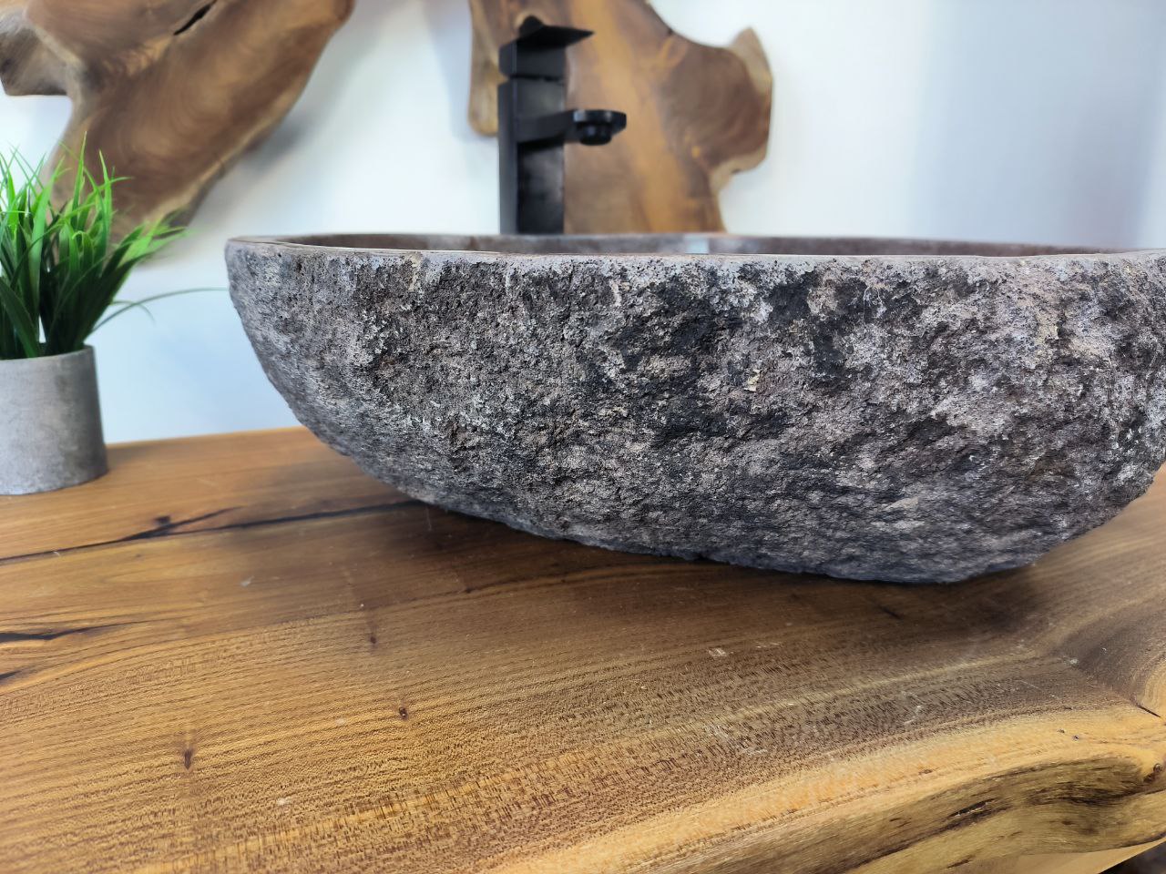 photo_2025-05-16_09-54-10