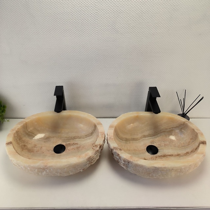 i2wlv12pktafp17y1czr3osmhpgmyonm