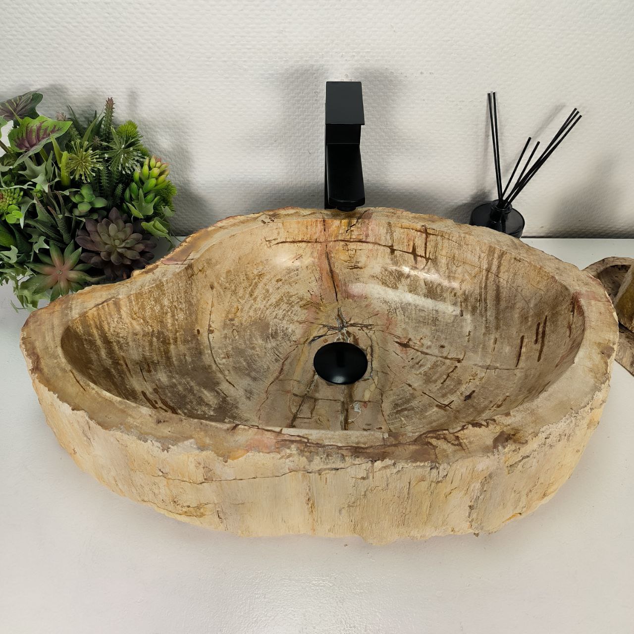 7apsds1j3woqtzmfortjwvxmz7ytr3j9