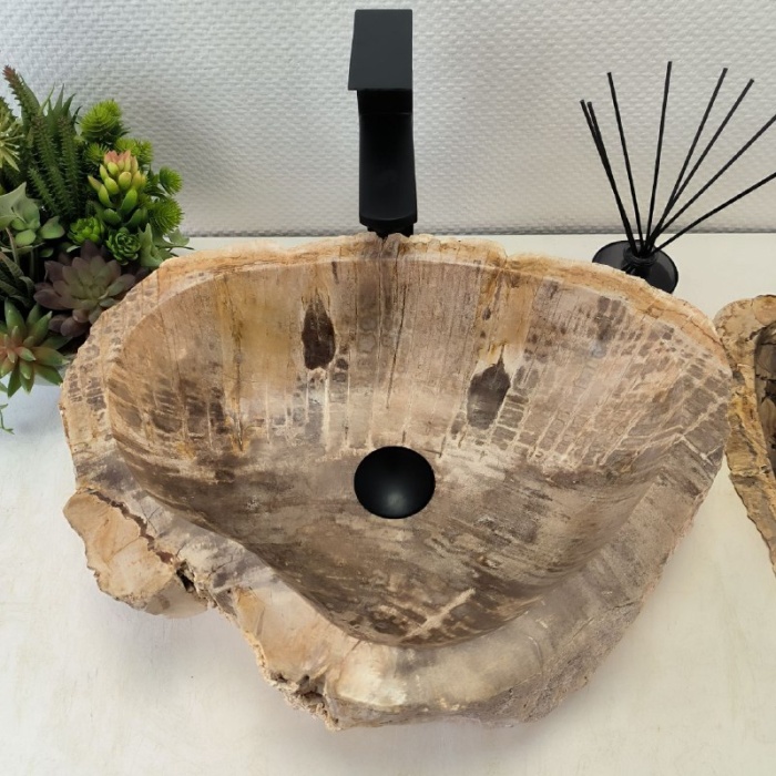 h97q3qt7zof6fx9fkforo0pifrnwo8pc