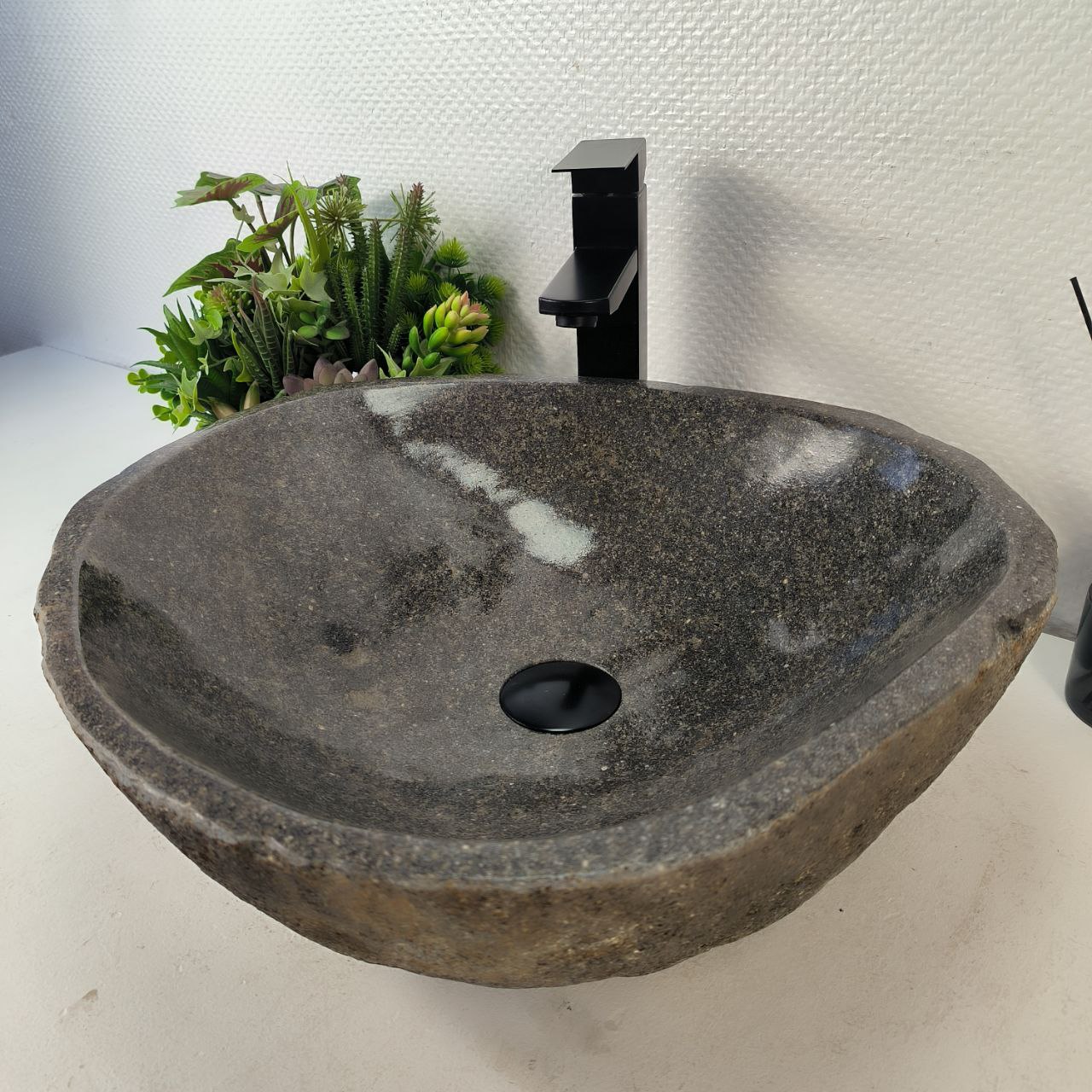 10c1v8xe2zd0jn7nr0s3pzbdq1th2pl5