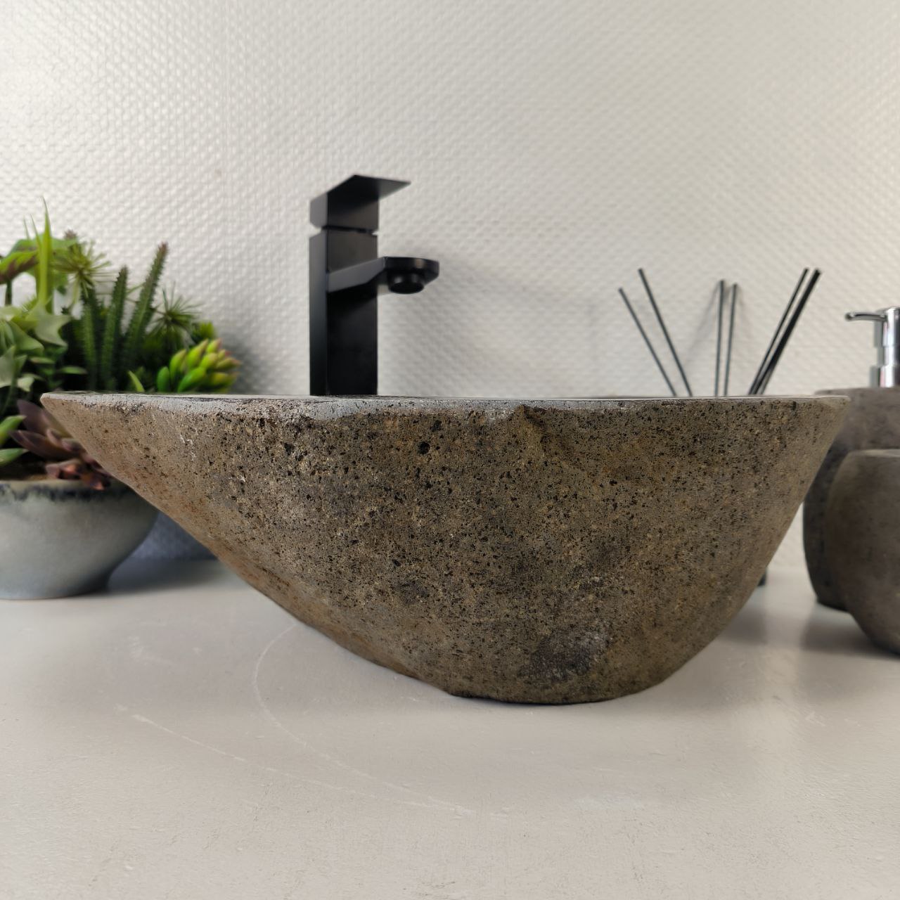 photo_2024-05-04_09-41-38