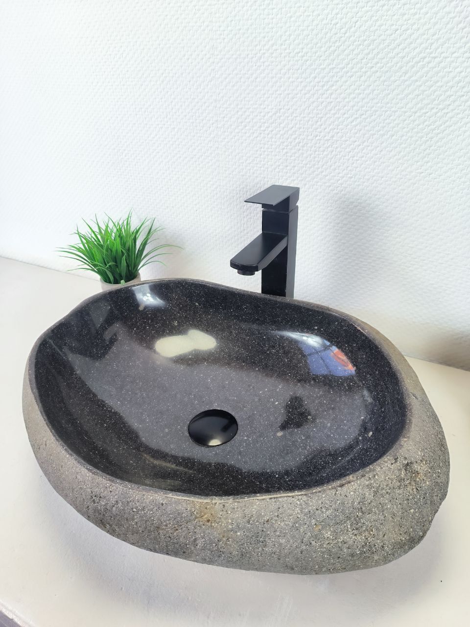 Раковина из речного камня RS-66191 54х42х15 из натурального камня