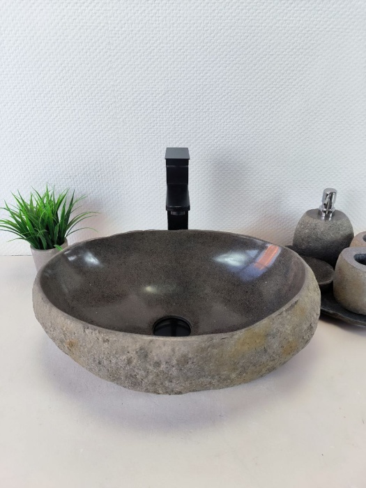 7f3fdda8-f86d-4c46-80f6-cb9a12024284