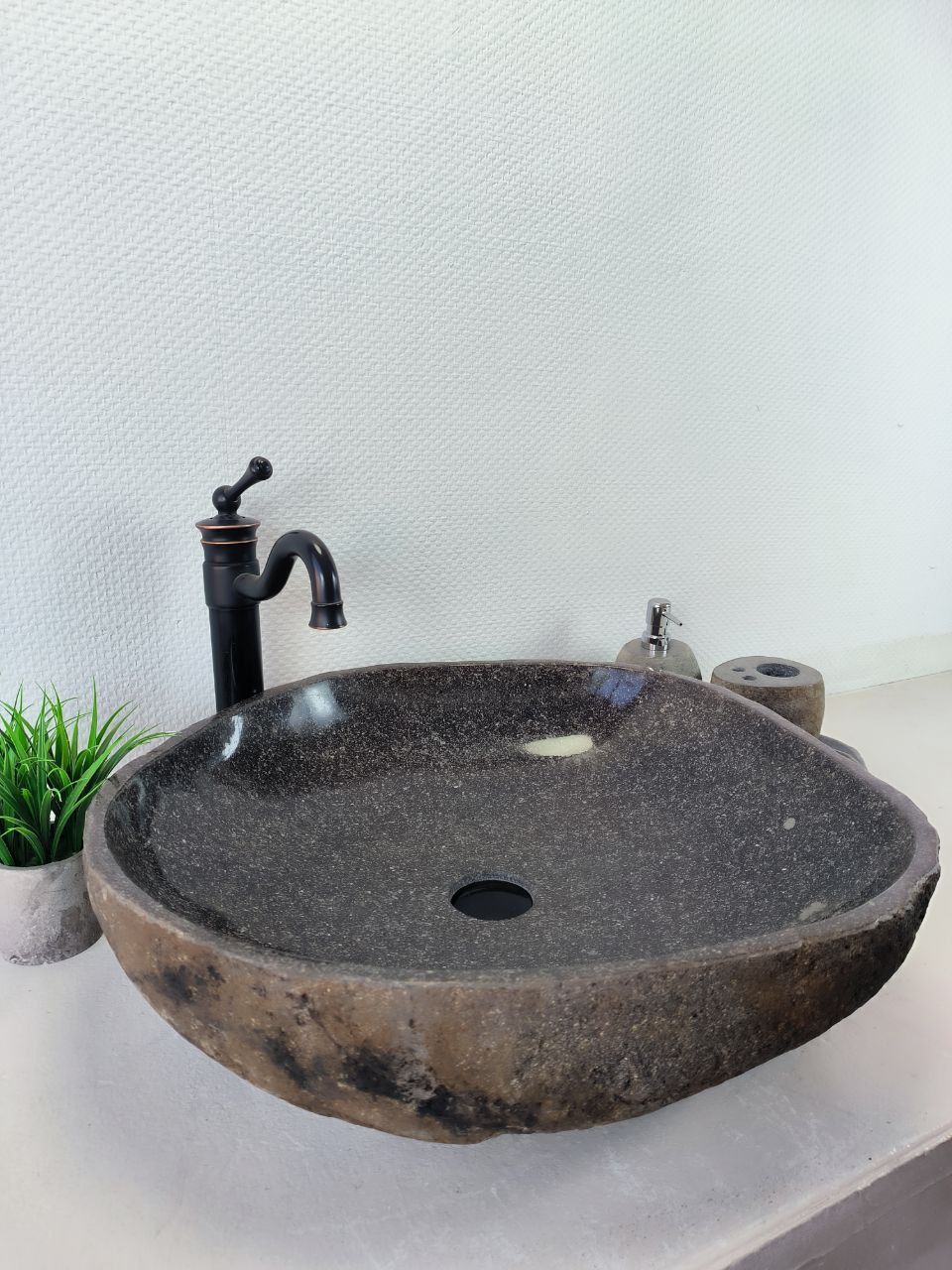 Раковина из речного камня RS-66210 58х55х15 из натурального камня