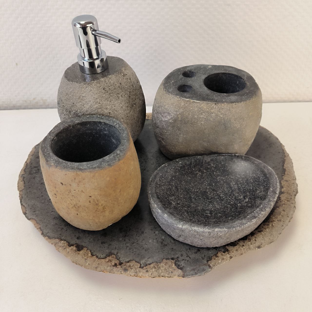 1kxewbuktaceifscwc0q0via0ffkgzj1