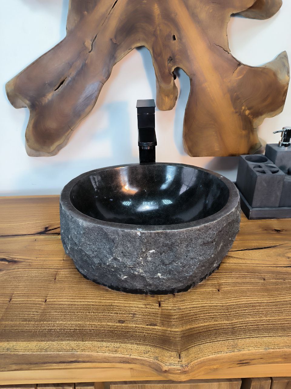 1fd05bbb-1725-4680-8fc2-f9e9280b4ab8