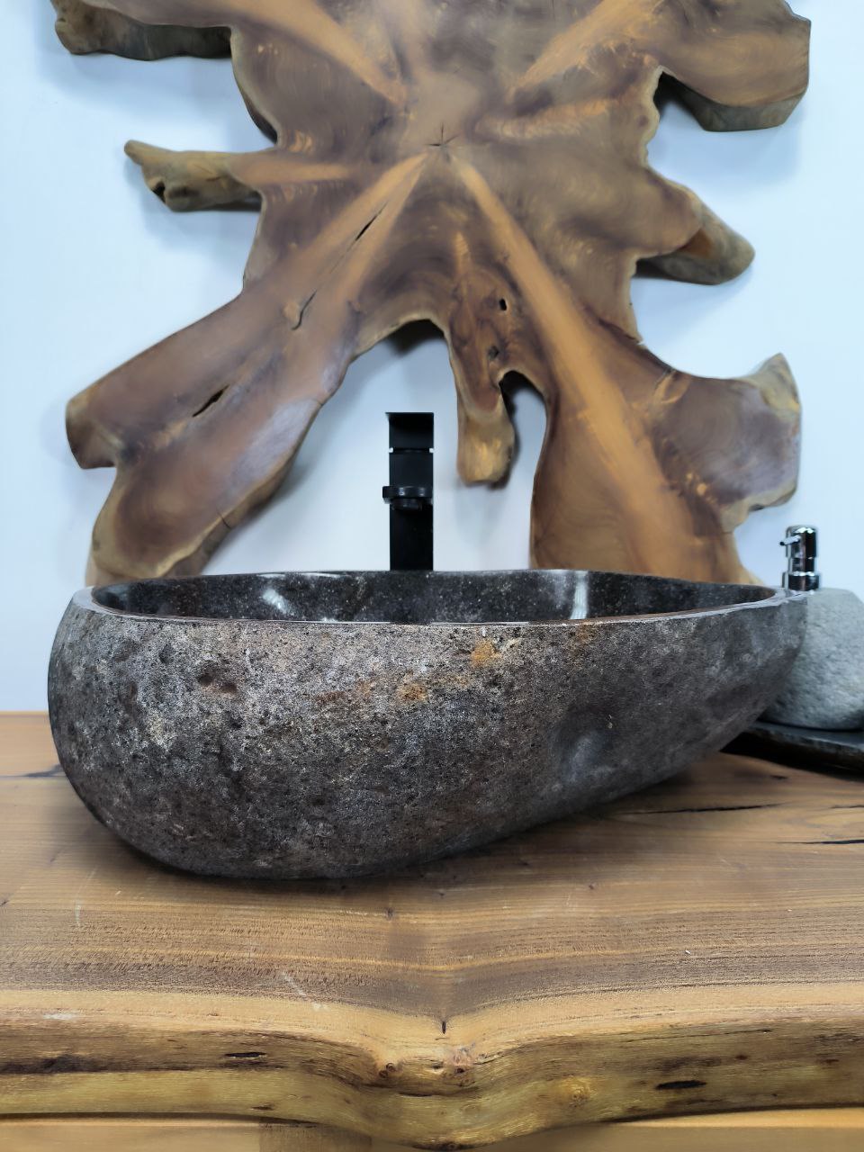 6b85b924-43b0-4c05-b88e-7a070cdaded7