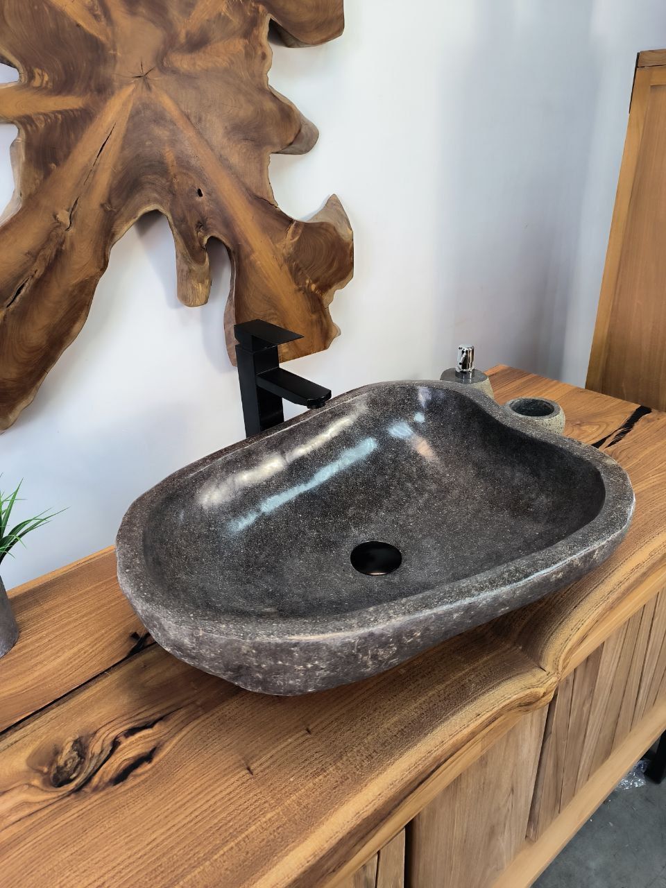 Раковина из речного камня RS-65815 60х45х15 из натурального камня
