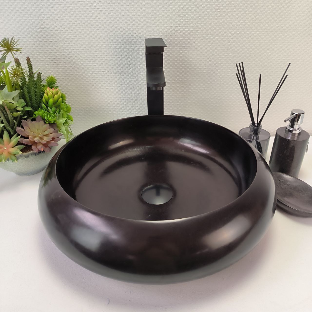 8wsst23o8zxh70780ohef7u8fk8ai5yo