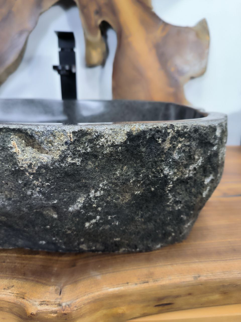 28abb4b0-5de9-41bc-a352-8acce7f66bd8