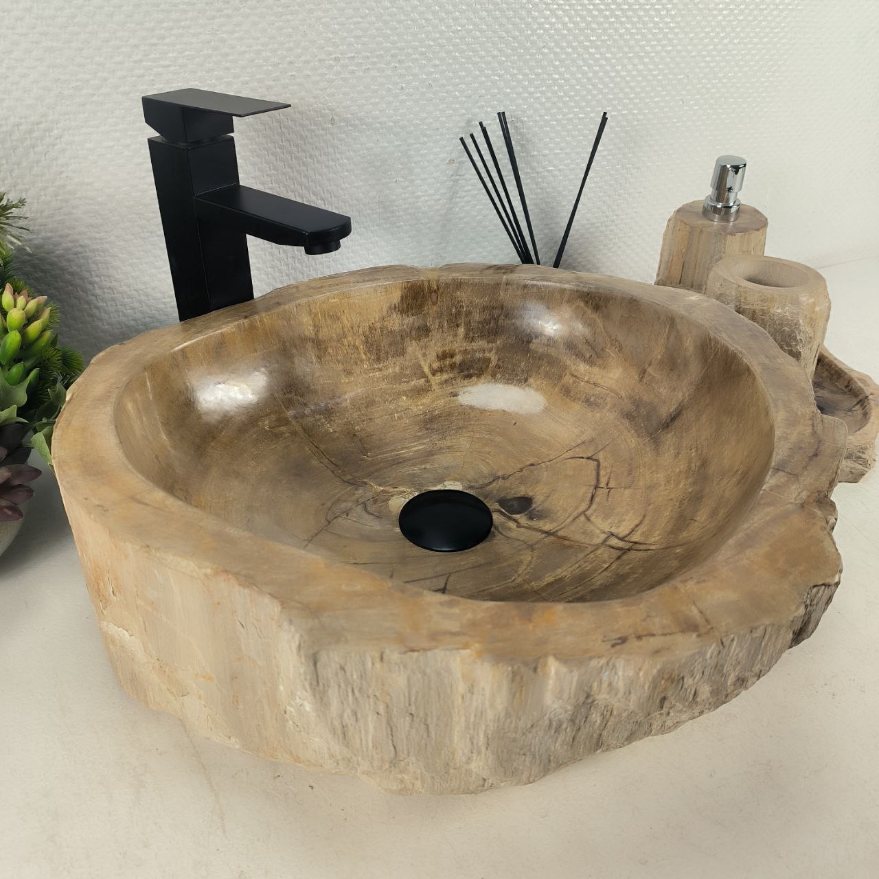 13y7ojd3zg39u1jczjxcliiemfafp3c1