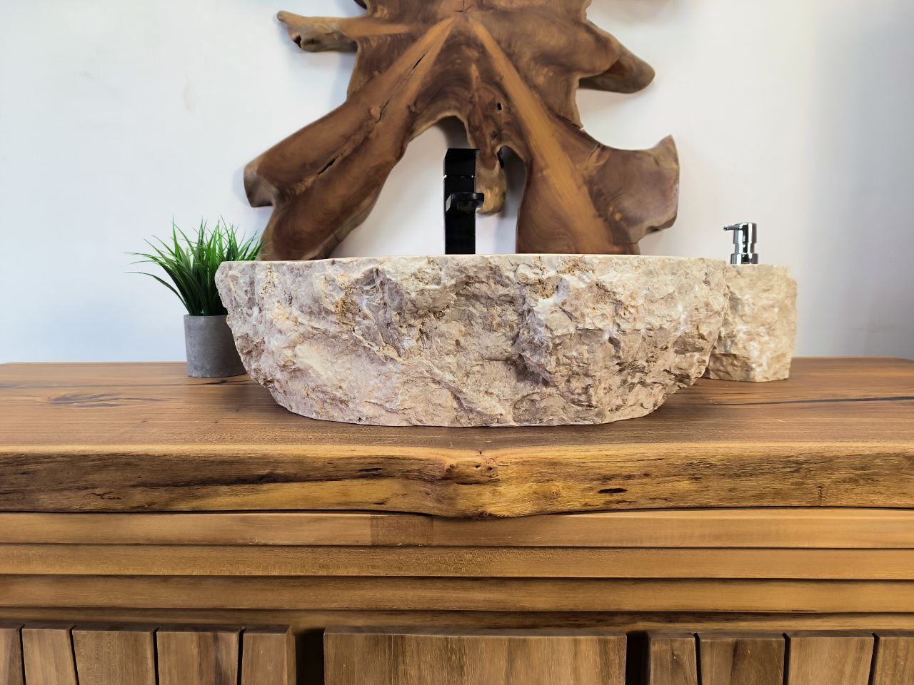 photo_2025-05-15_11-16-26