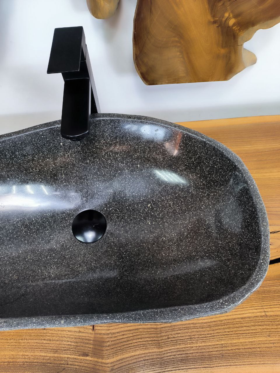 Раковина из речного камня RS-66528 59х35х16 из натурального камня