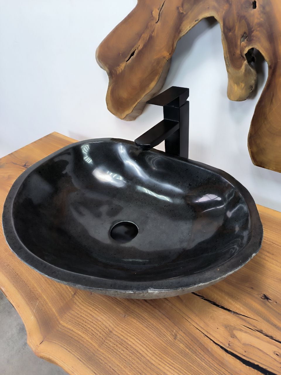 Раковина из речного камня RS-66353 54х39х15 из натурального камня