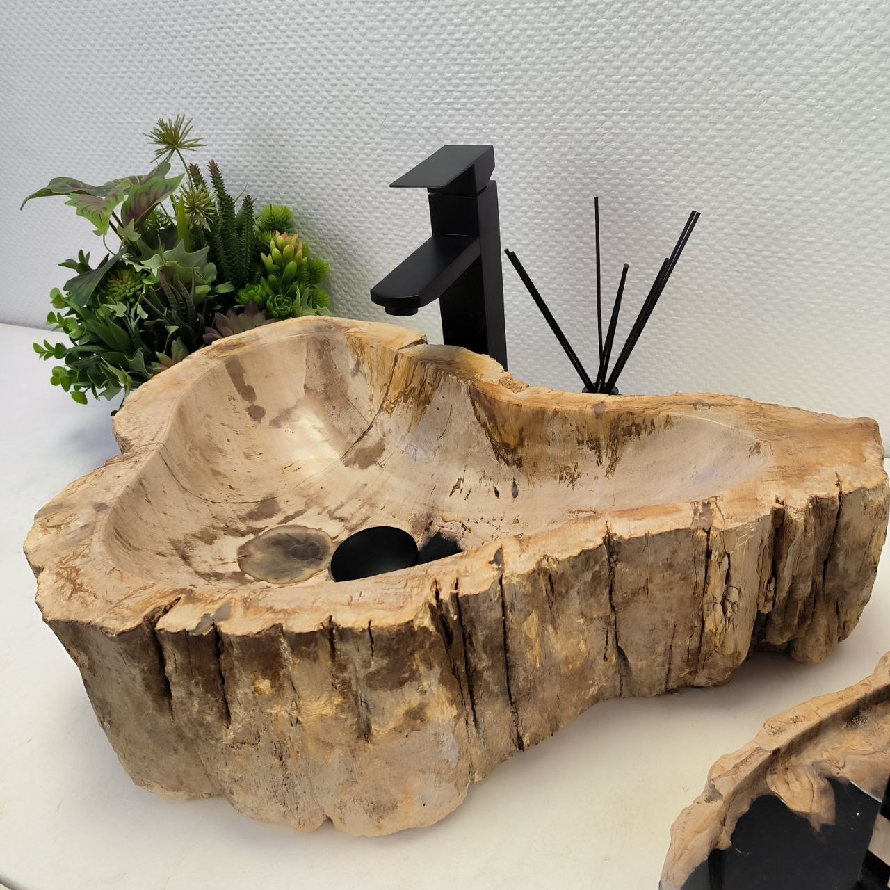 ig69jnfm5ixvi2mf4lpen86r2whza8d3