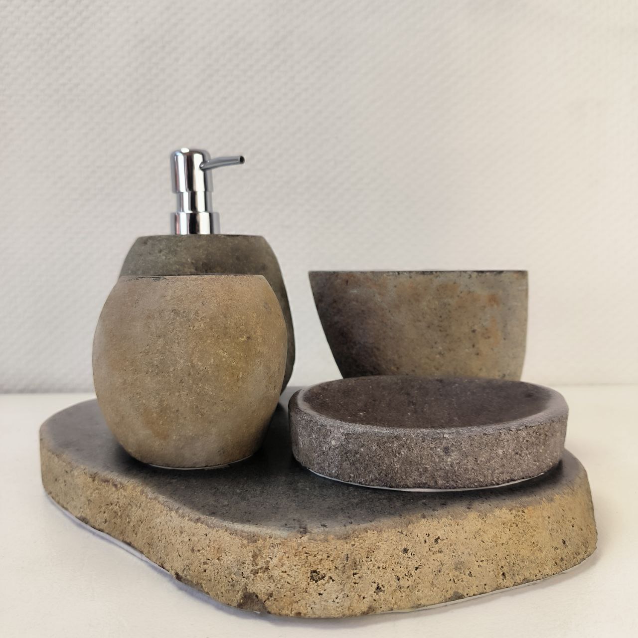 5wh3as50s3vid3aa6odulzahutza939a