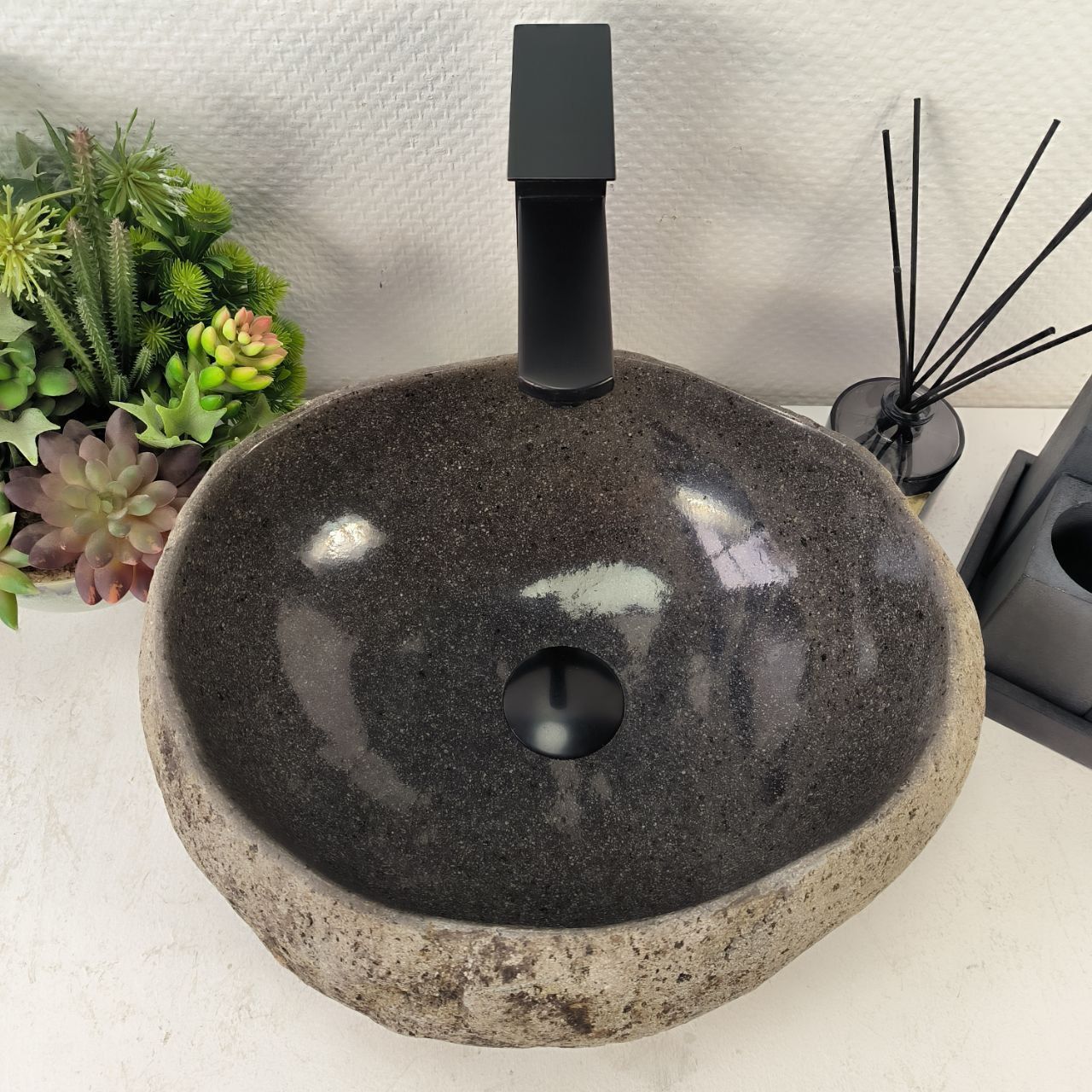 Раковина из речного камня RS-65072 40*33*16 из натурального камня