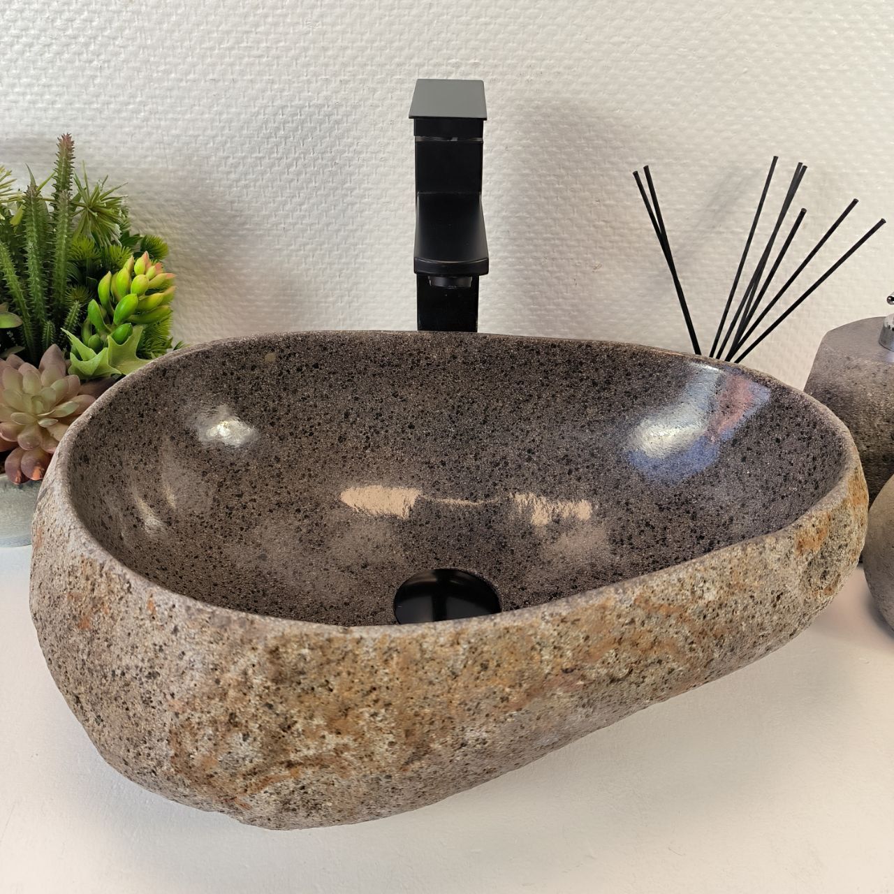 Раковина из речного камня RS-65377 45*31*15 из натурального камня