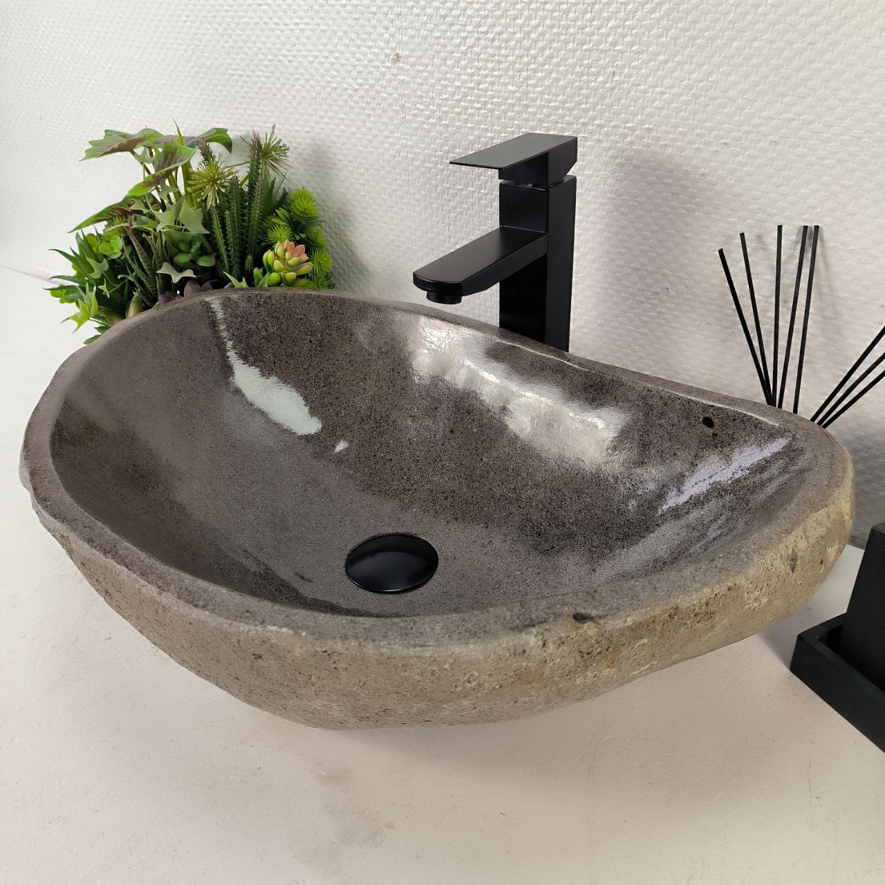 8u6qxppbesei75hqtmdljkybdbzwc4zf