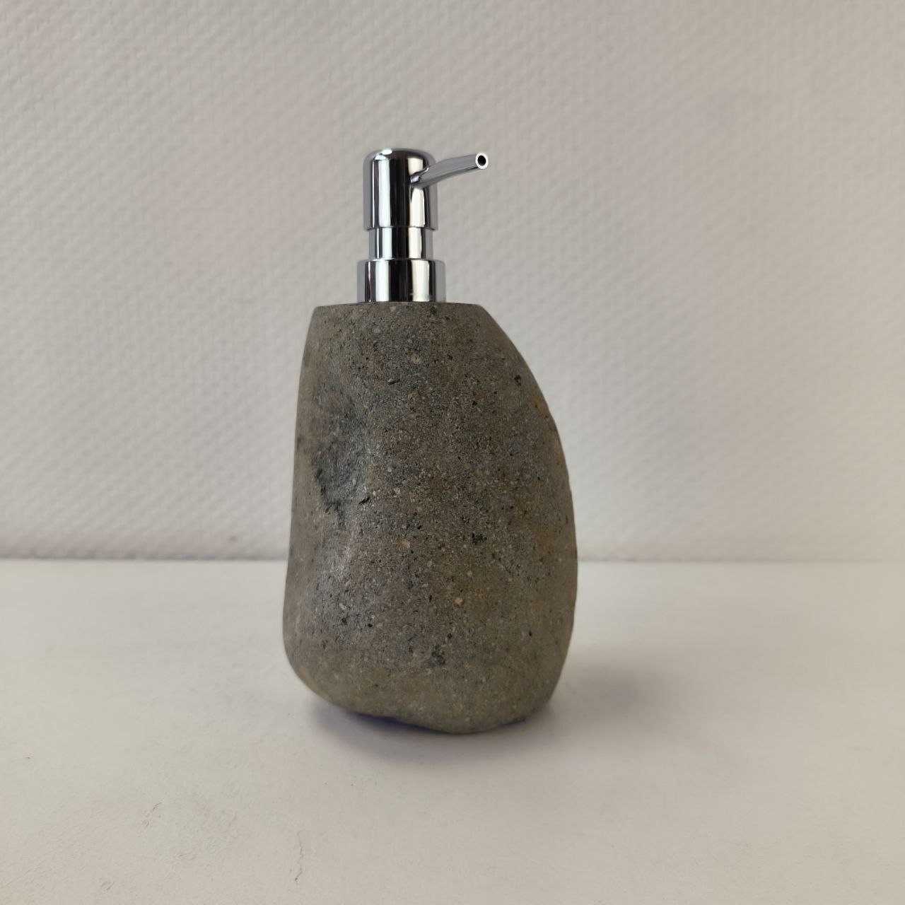 dsv0xv65zp2p5aznwpgg3rc689q4i0z8