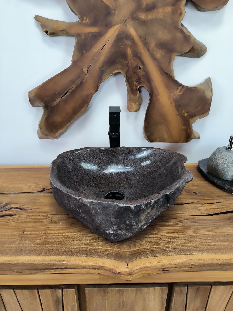Раковина из речного камня RS-66293 47х38х15 из натурального камня