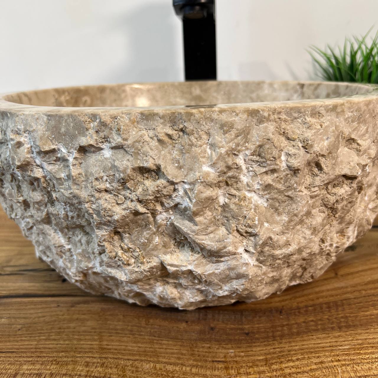 Раковина из мрамора Erozy Cream EM-66999 36*30*15 из натурального камня