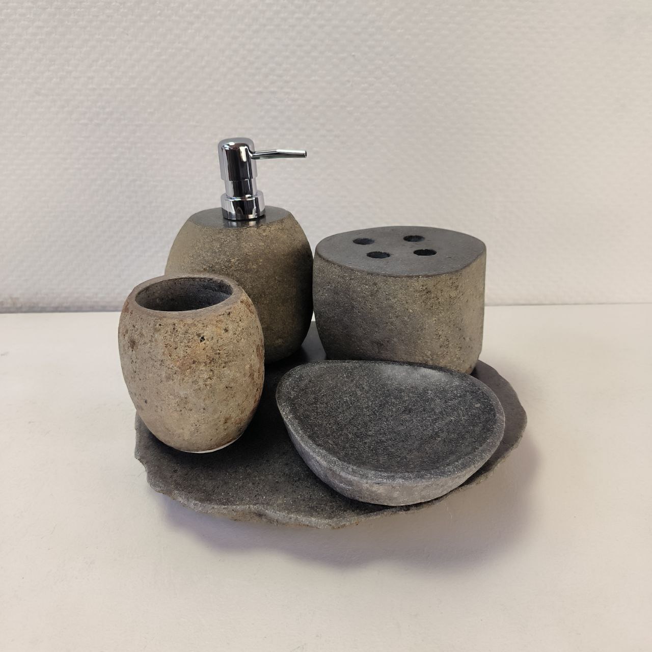 fp4mjup5k892urrvc1m1ml5c9kdzlghv