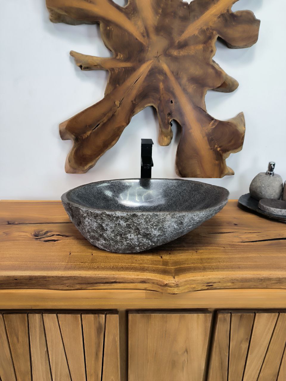 051d8911-87db-4d3b-a7f2-379dd9f3fd1c