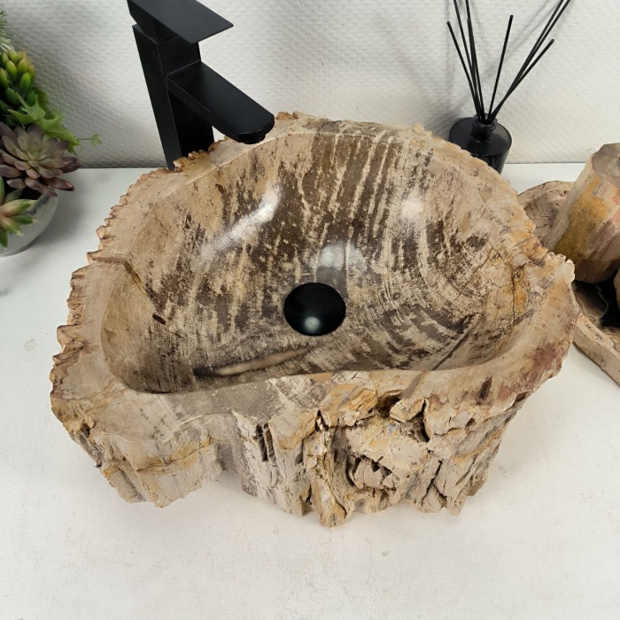 3nok7n7289x55s0scgzmd3z3h18rz4re