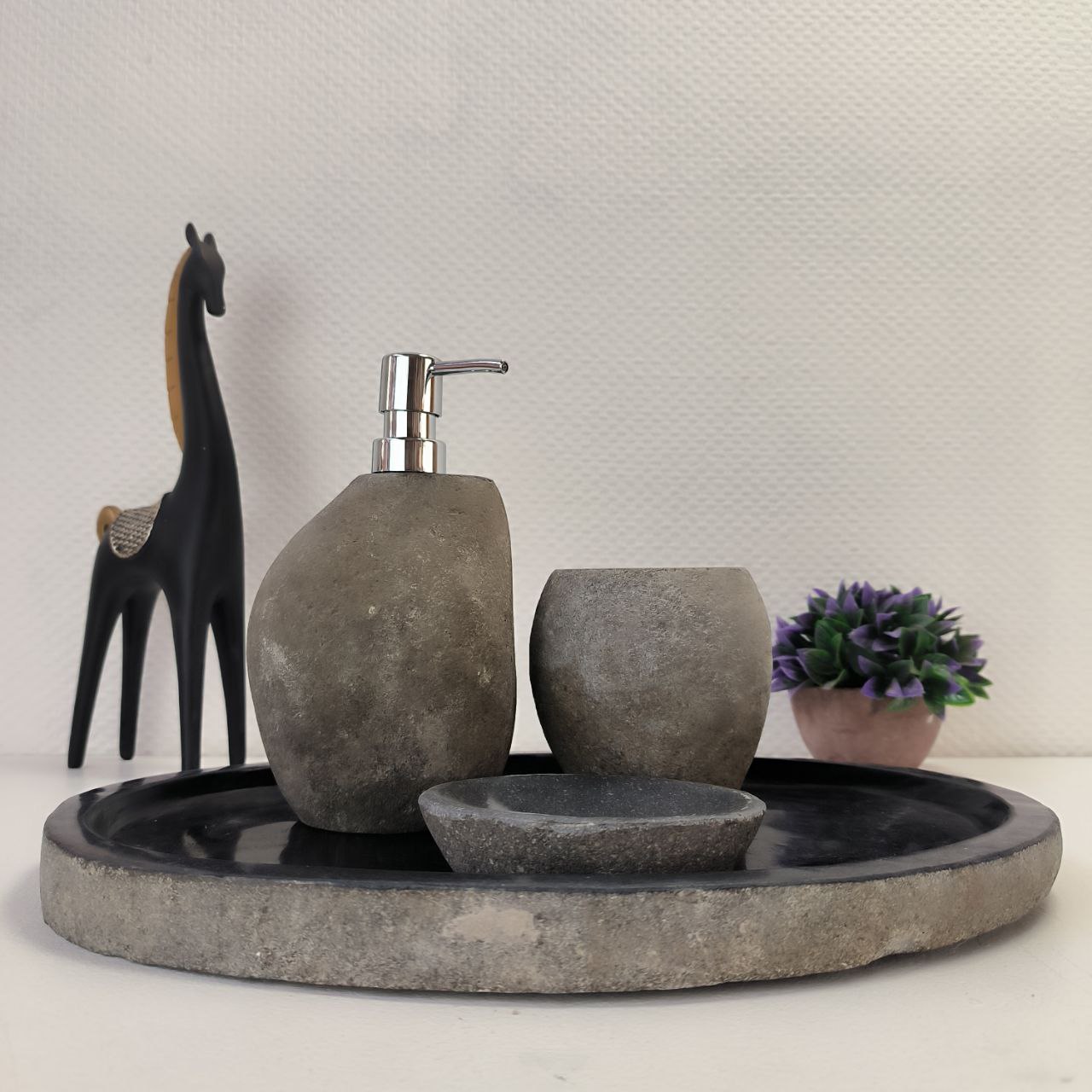 tb1kgov58wm4qq6d3p94fr13vsaq75x9